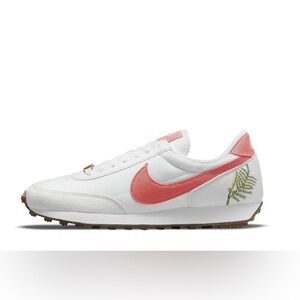 NIKE - SPECIAL EDITION - White and Pink Swoosh Low-Top Sneaker. Size 8.5